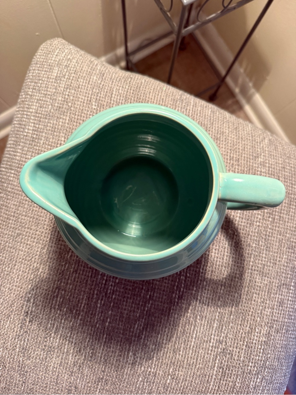 Over and Back Yellow Ware Ceramic Pitcher - Ribbed Round Design VINTAGE - Picture 4 of 7